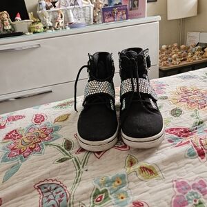 Girls Altlas Fashion Sneakers